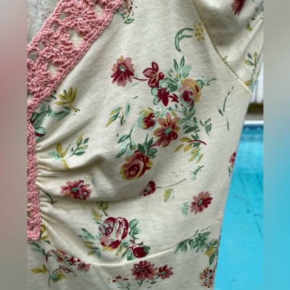 Super Cute and Flattering Boho Tee! New with Tags! - Picture 3 of 5